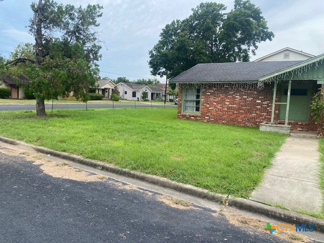 1001 Eisenhower Street Property Photo 2