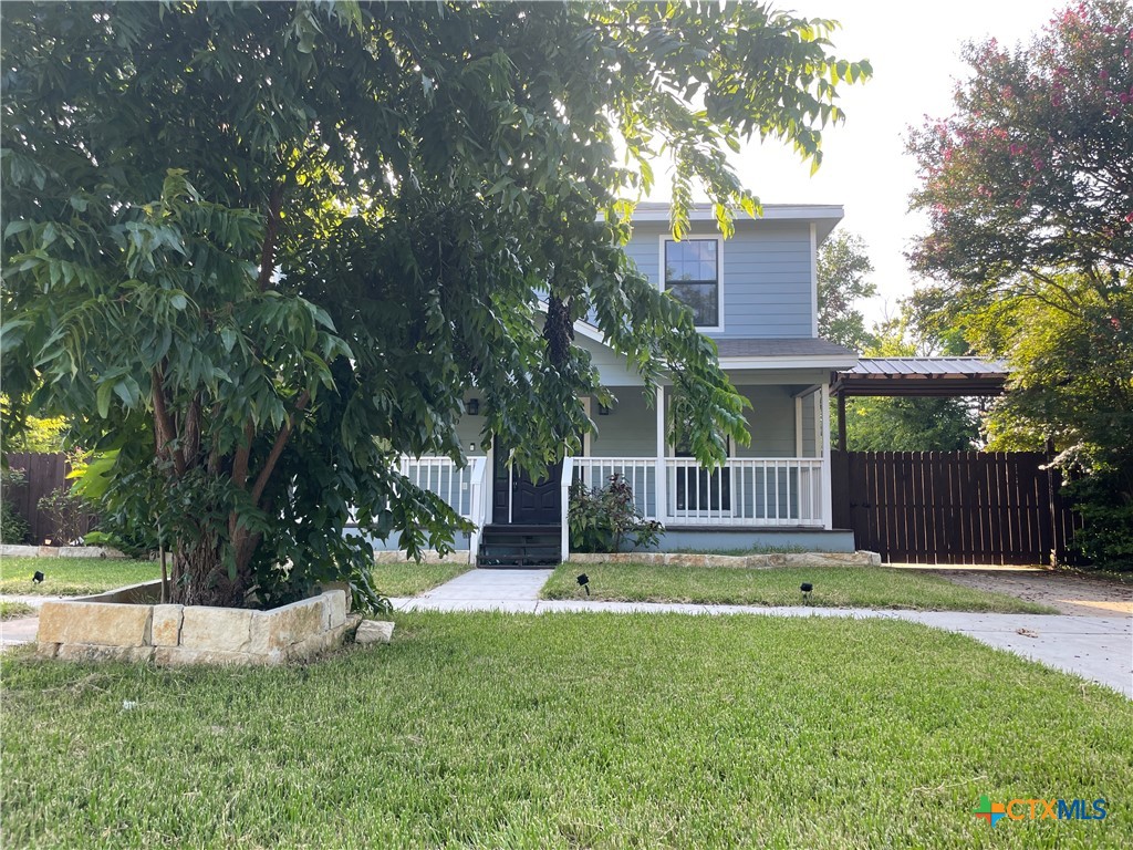 1110 S 9th Street Property Photo 1