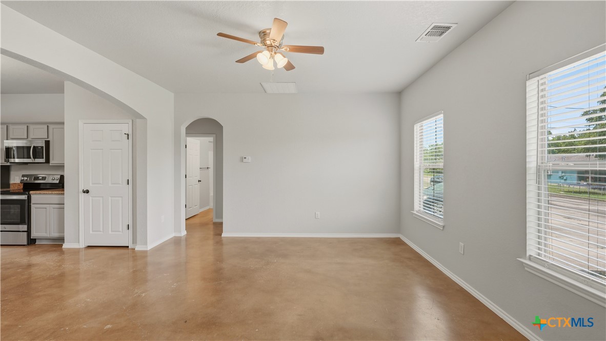 193 Rosedale Avenue Property Photo 6