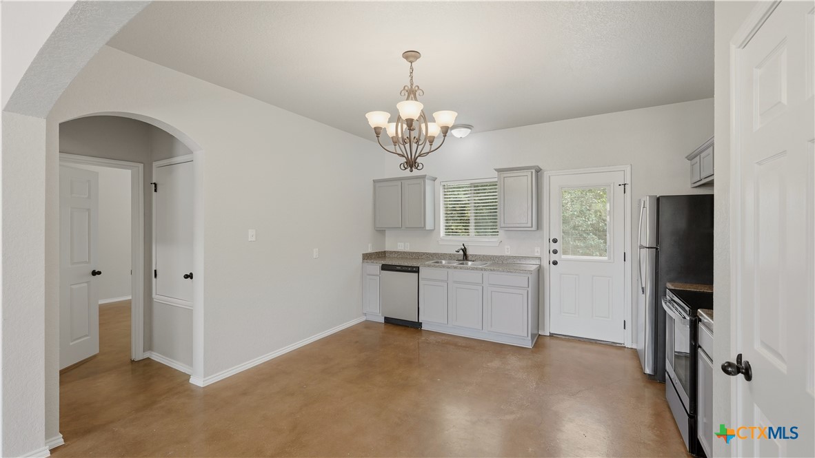 193 Rosedale Avenue Property Photo 9