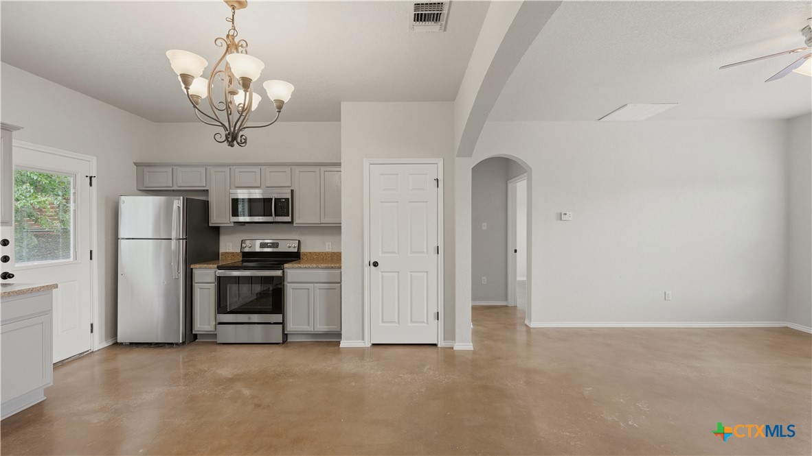 193 Rosedale Avenue Property Photo 10