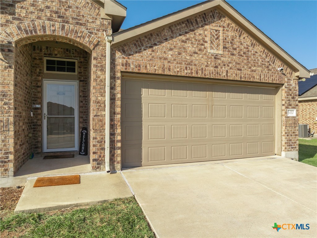 3410 Cotton Patch Drive Property Photo 4