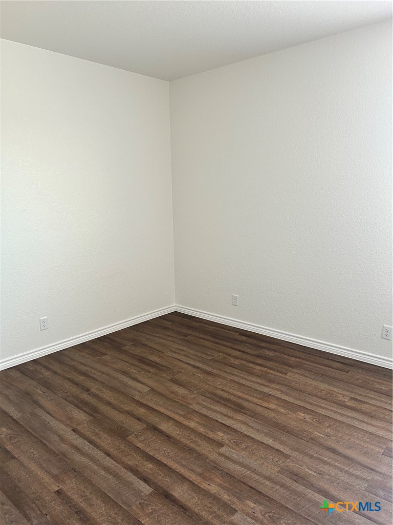 1101 Carlsberg Drive Property Photo 7