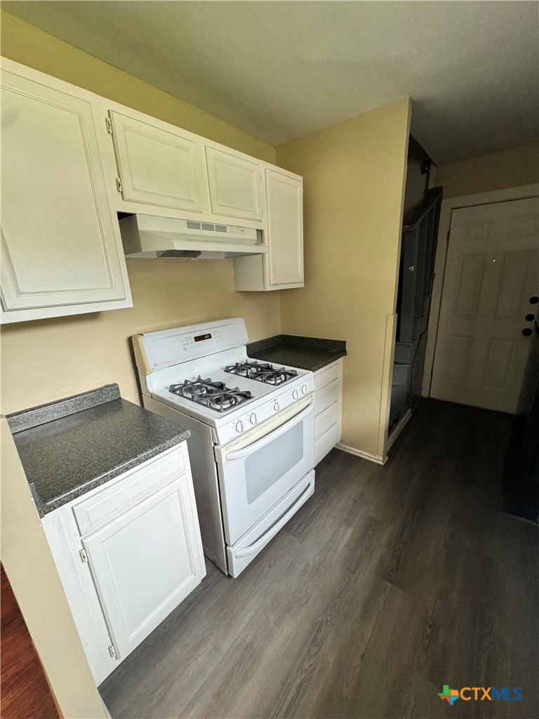 1401 E Mimosa Avenue Property Photo 11