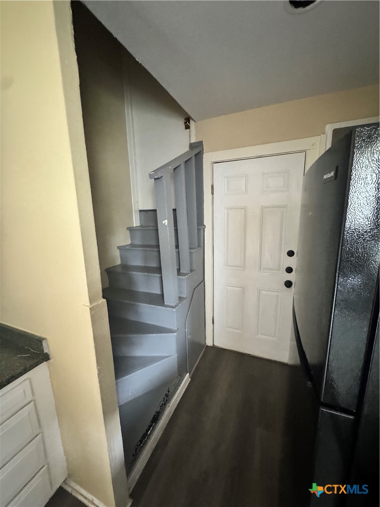 1401 E Mimosa Avenue Property Photo 13
