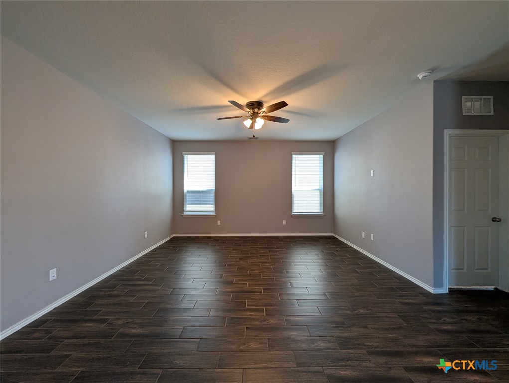357 Autumn Blaze Property Photo 5