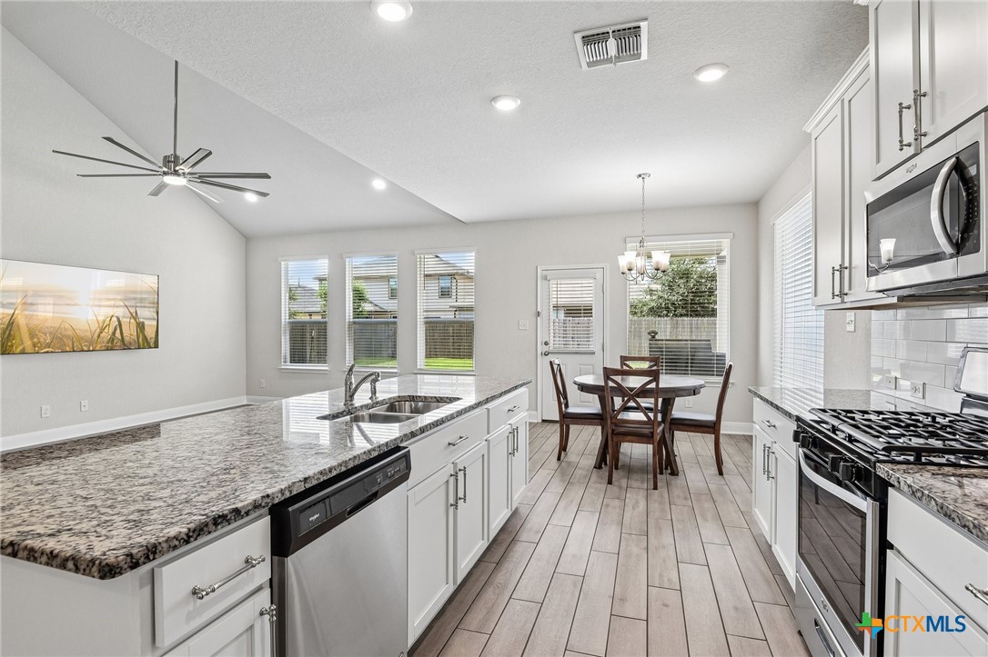 3448 Iron Canyon Property Photo 8