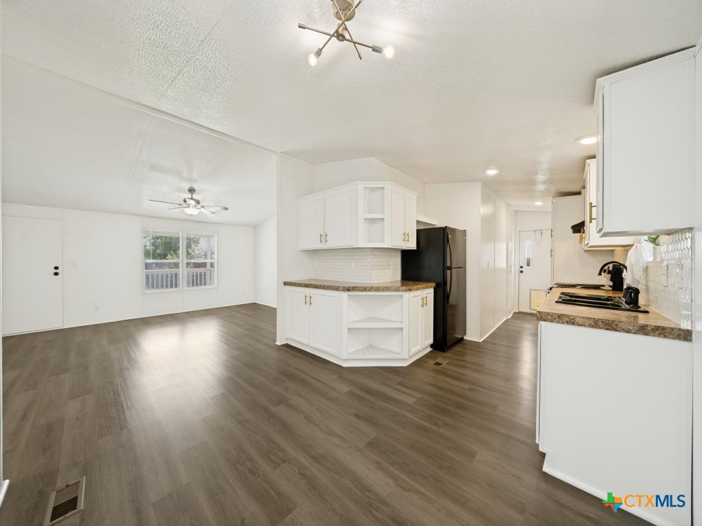 4654 Old Howard Road Property Photo 9