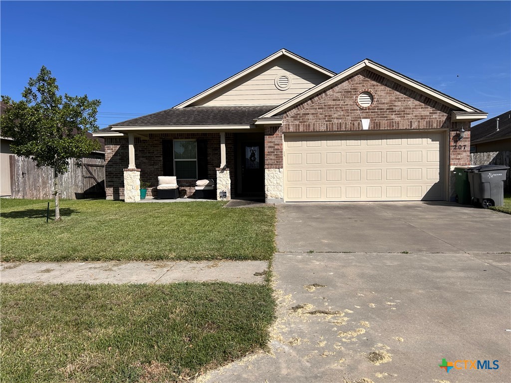 207 Cobble Stone Court Property Photo 1