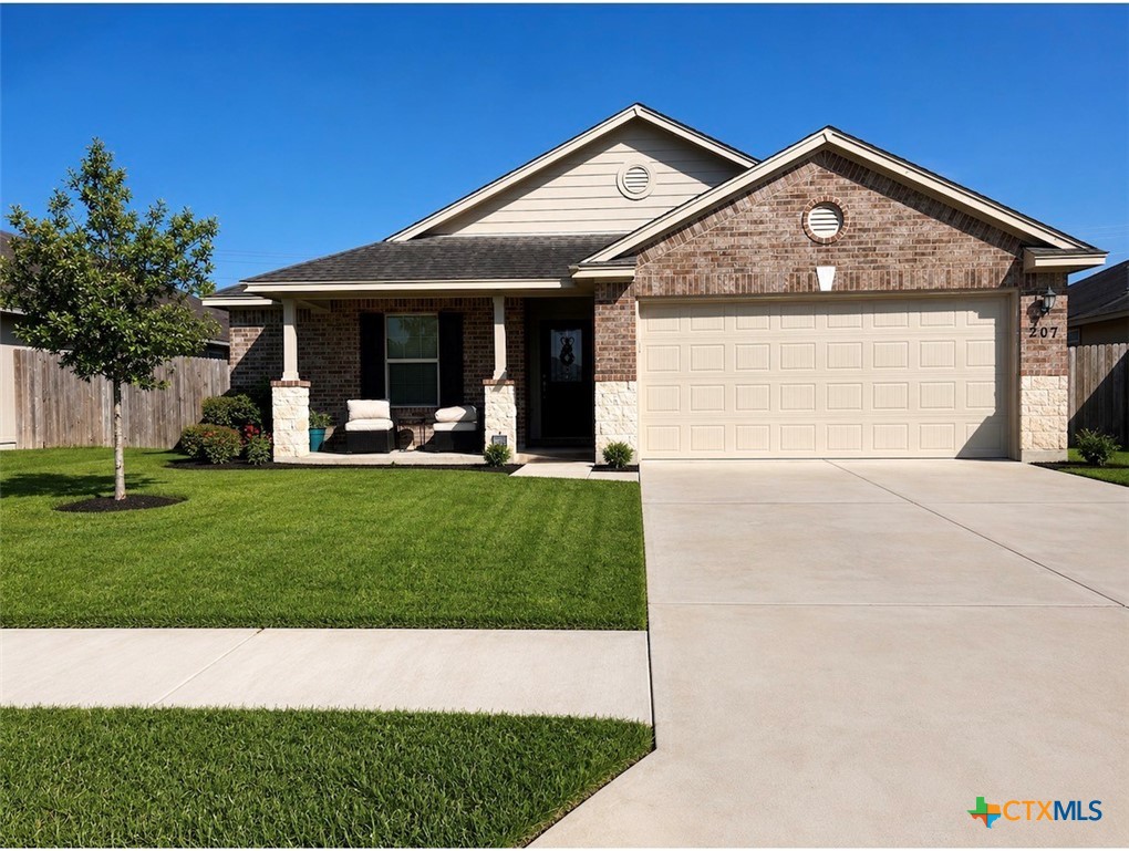 207 Cobble Stone Court Property Photo 1
