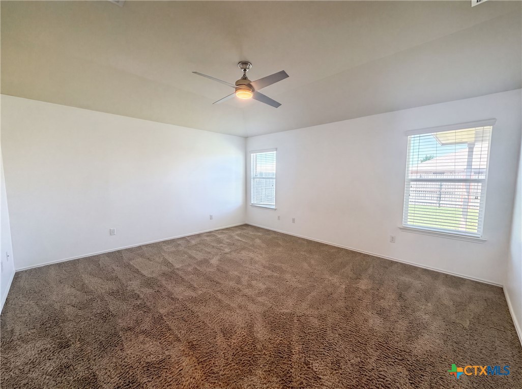 9301 Cricket Drive Property Photo 4