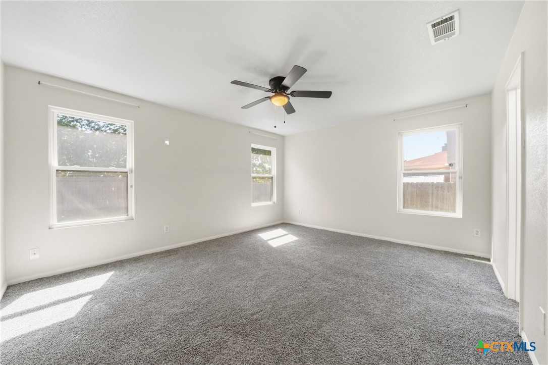 5304 Oster Drive Property Photo 12