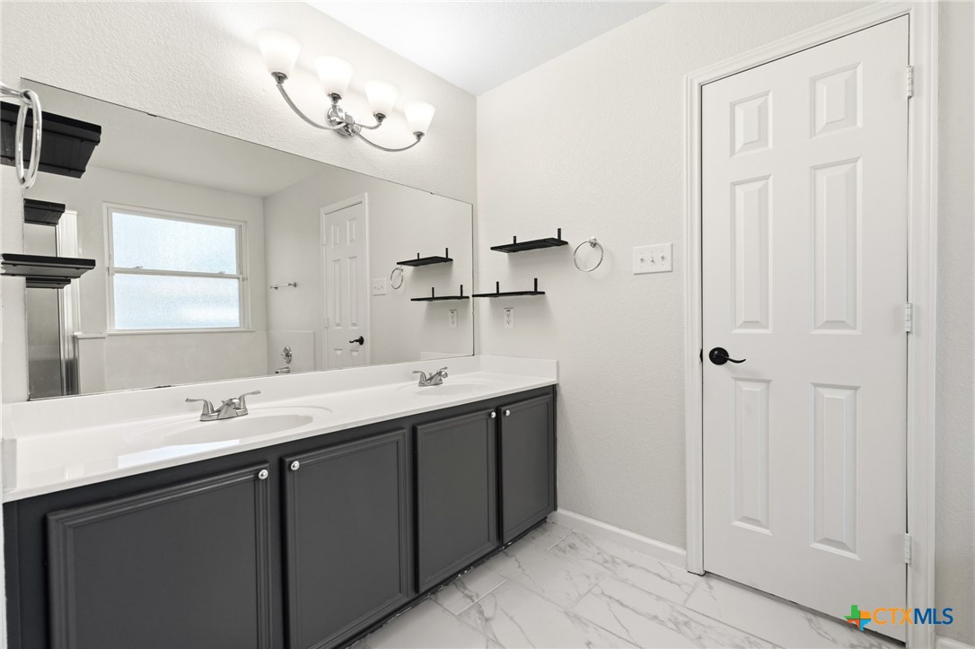 5304 Oster Drive Property Photo 16