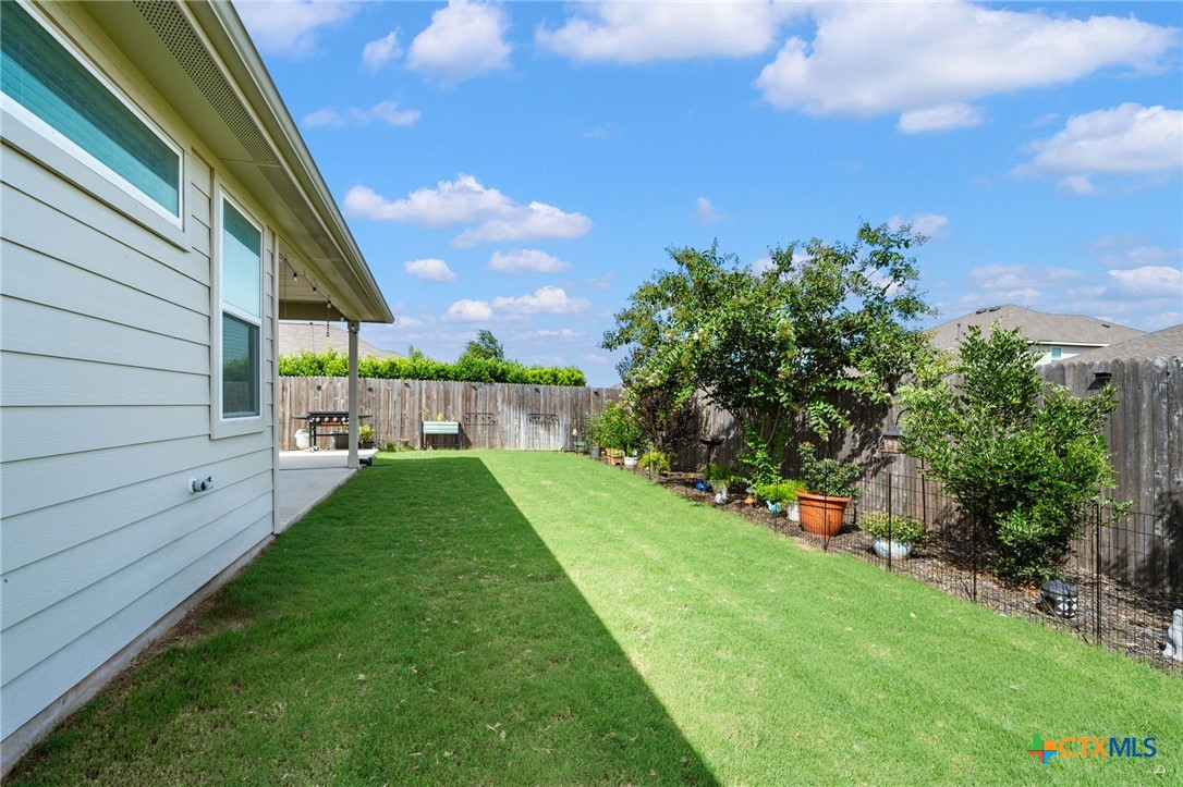 1944 Colonial Avenue Property Photo 31