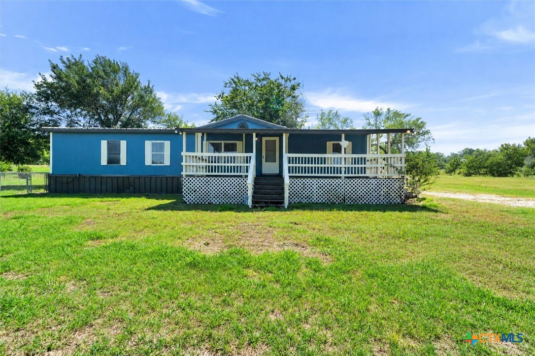 345 Fm 671 Property Photo 1