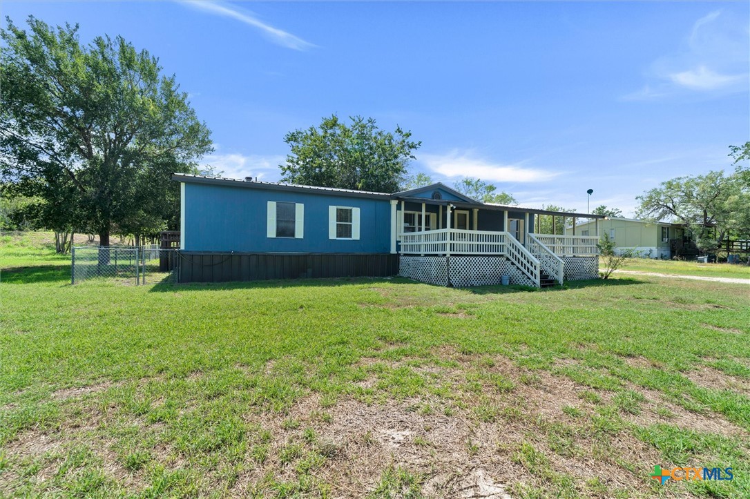 345 Fm 671 Property Photo 30