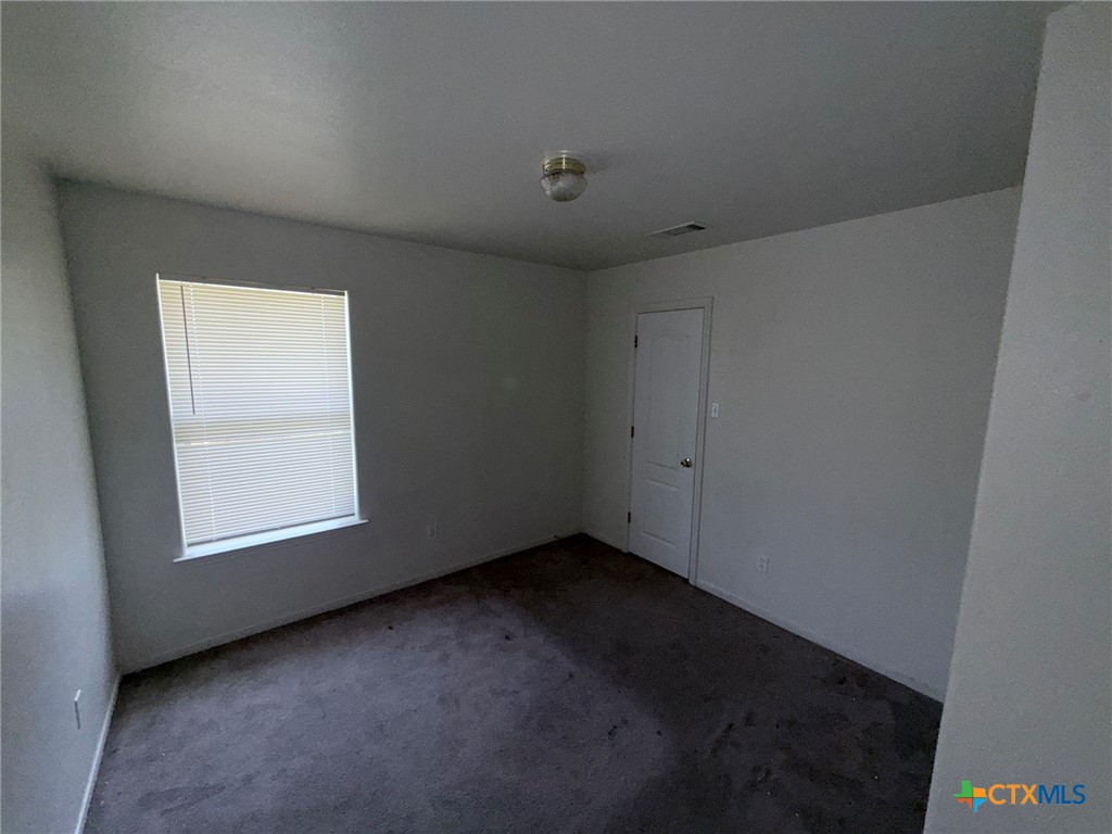 2901 Tucson Drive Property Photo 4