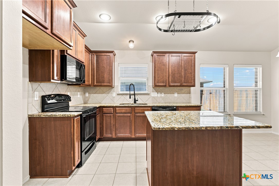 6541 Serena Lane Property Photo 10