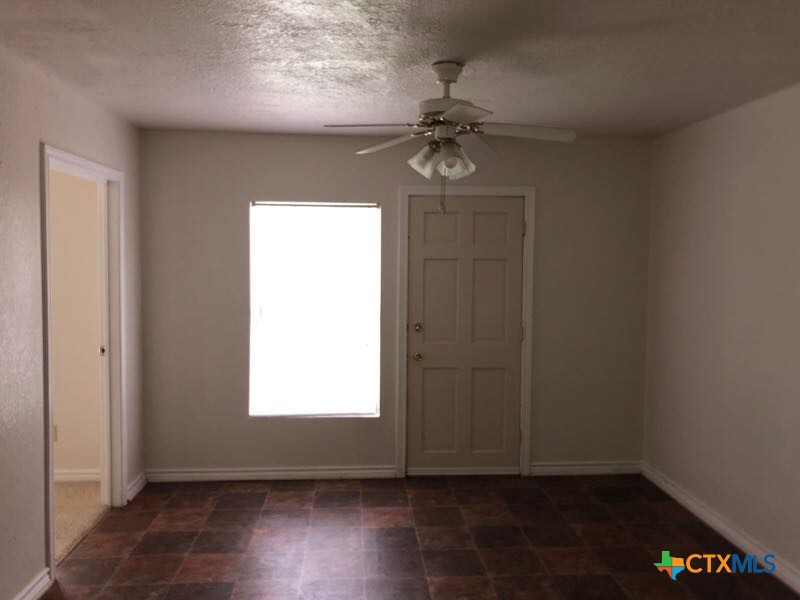 1104 Nolan Avenue Property Photo 8