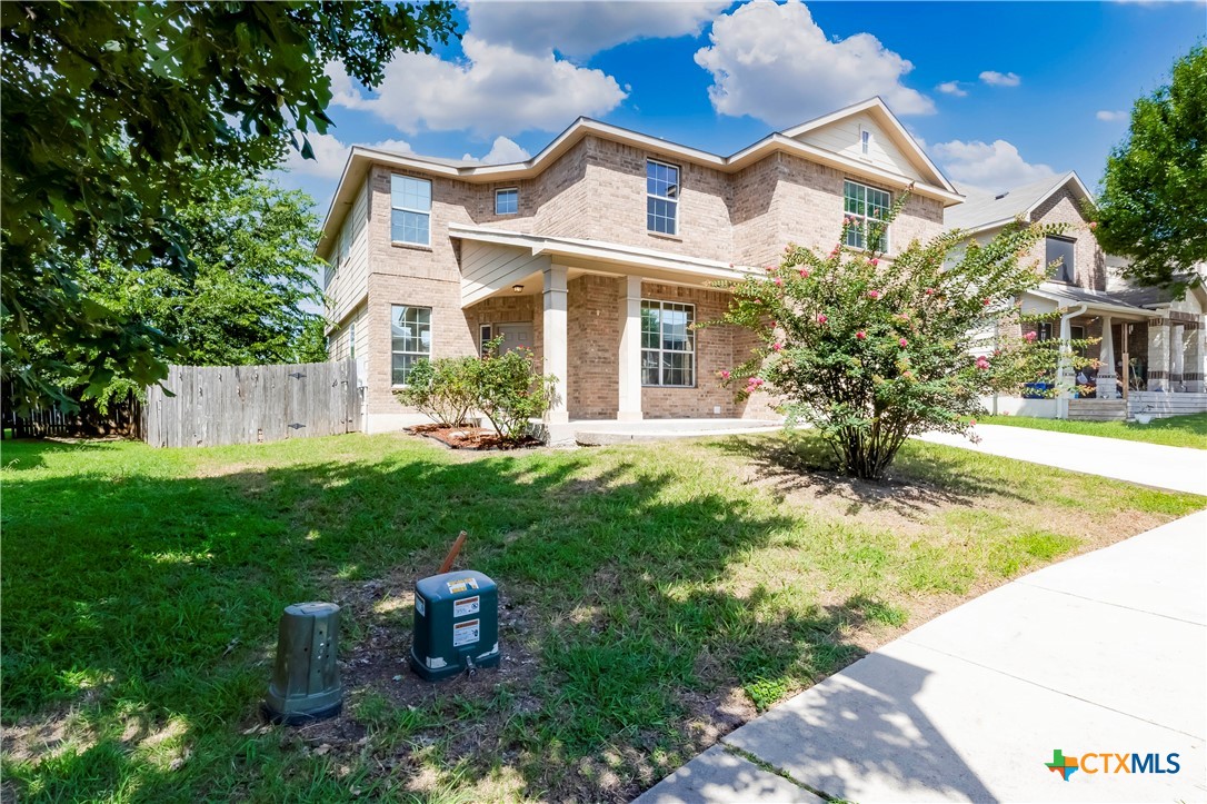 9203 Ashlyn Drive Property Photo 3