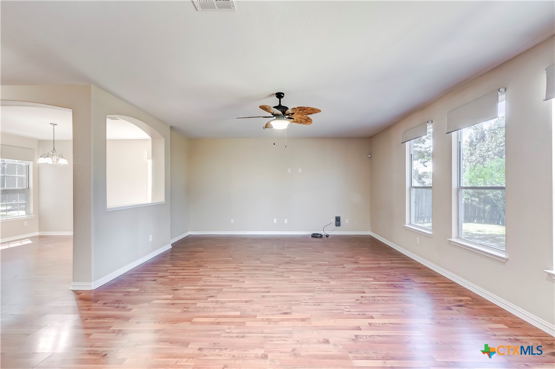 9203 Ashlyn Drive Property Photo 11
