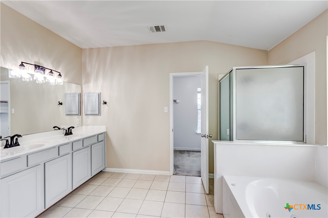 9203 Ashlyn Drive Property Photo 28