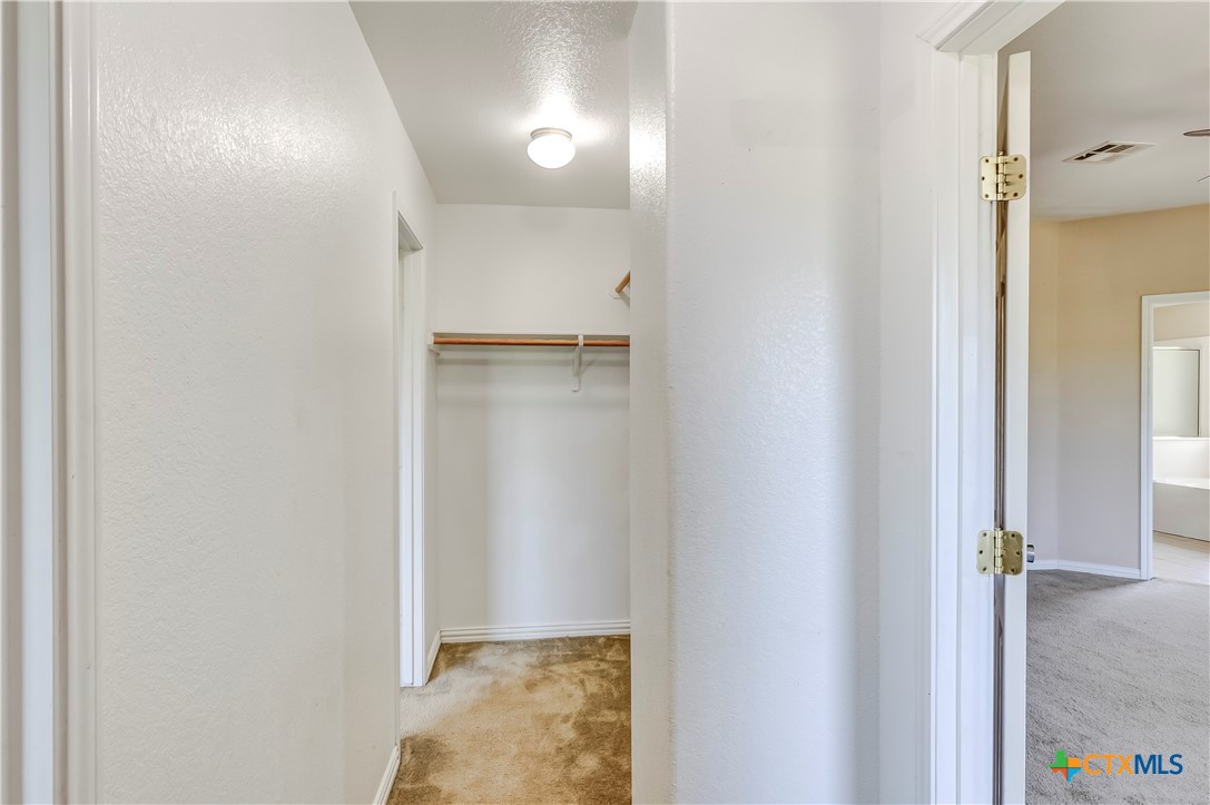 9203 Ashlyn Drive Property Photo 31