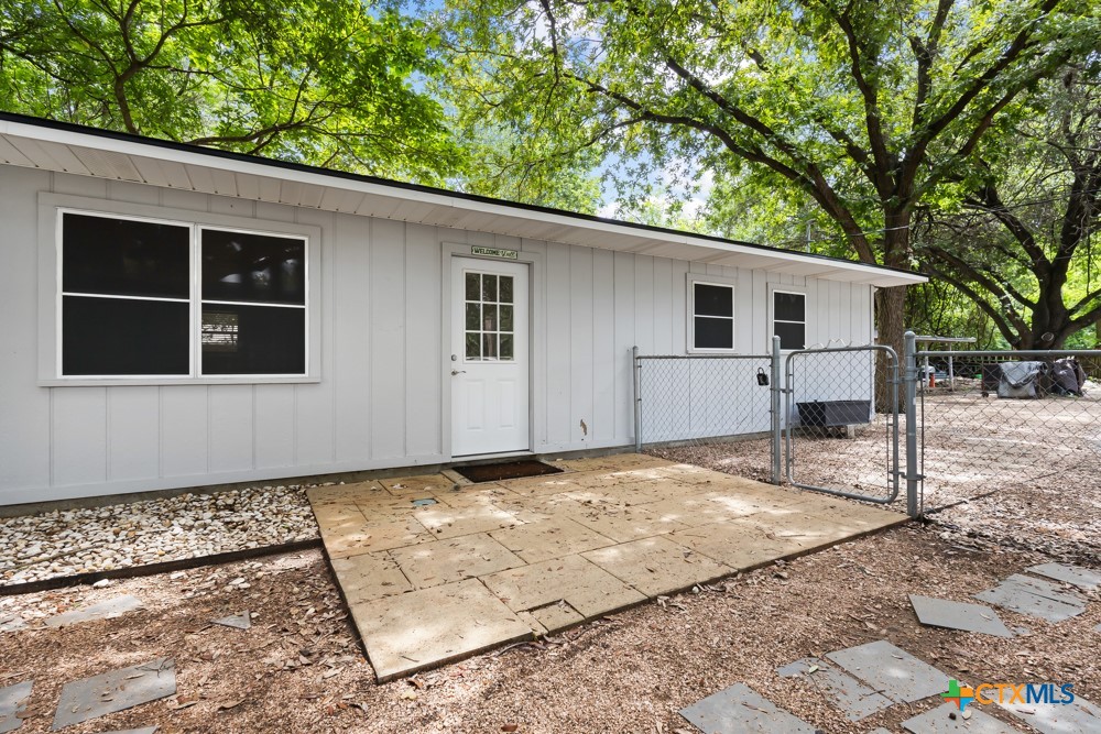 761 Whippoorwill Drive B Property Photo 2