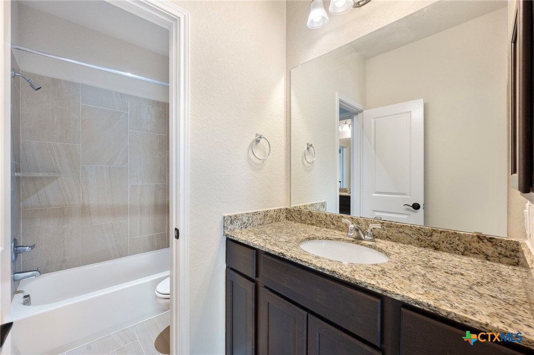 657 Vale Court Property Photo 25