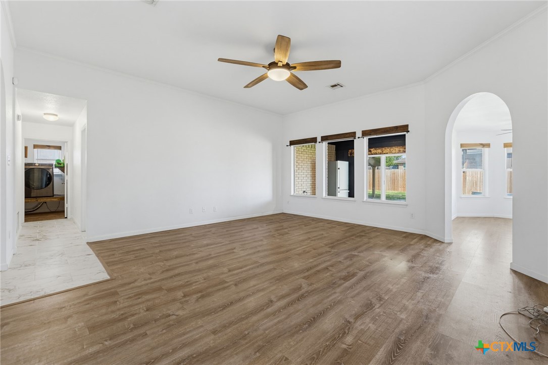 2102 Joseph Drive Property Photo 8