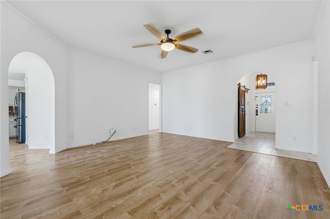 2102 Joseph Drive Property Photo 9