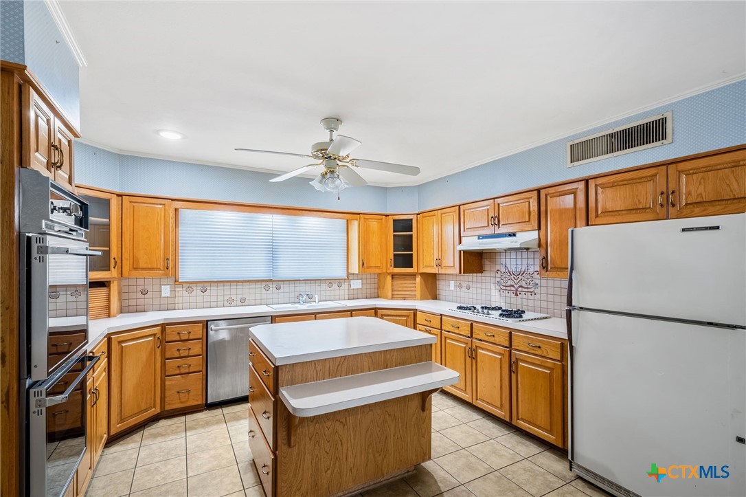 3013 El Camino Drive Property Photo 16