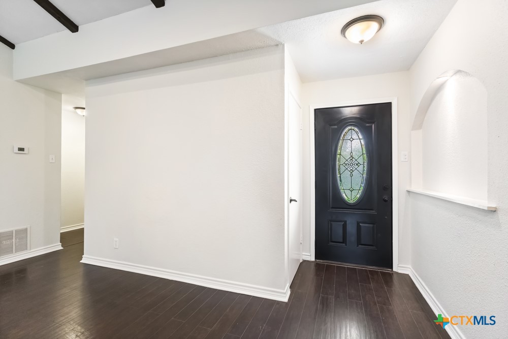 115 Da Gama Property Photo 4