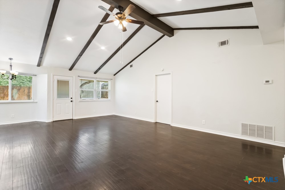 115 Da Gama Property Photo 5