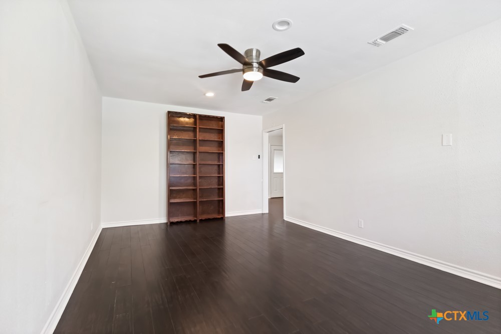 115 Da Gama Property Photo 18