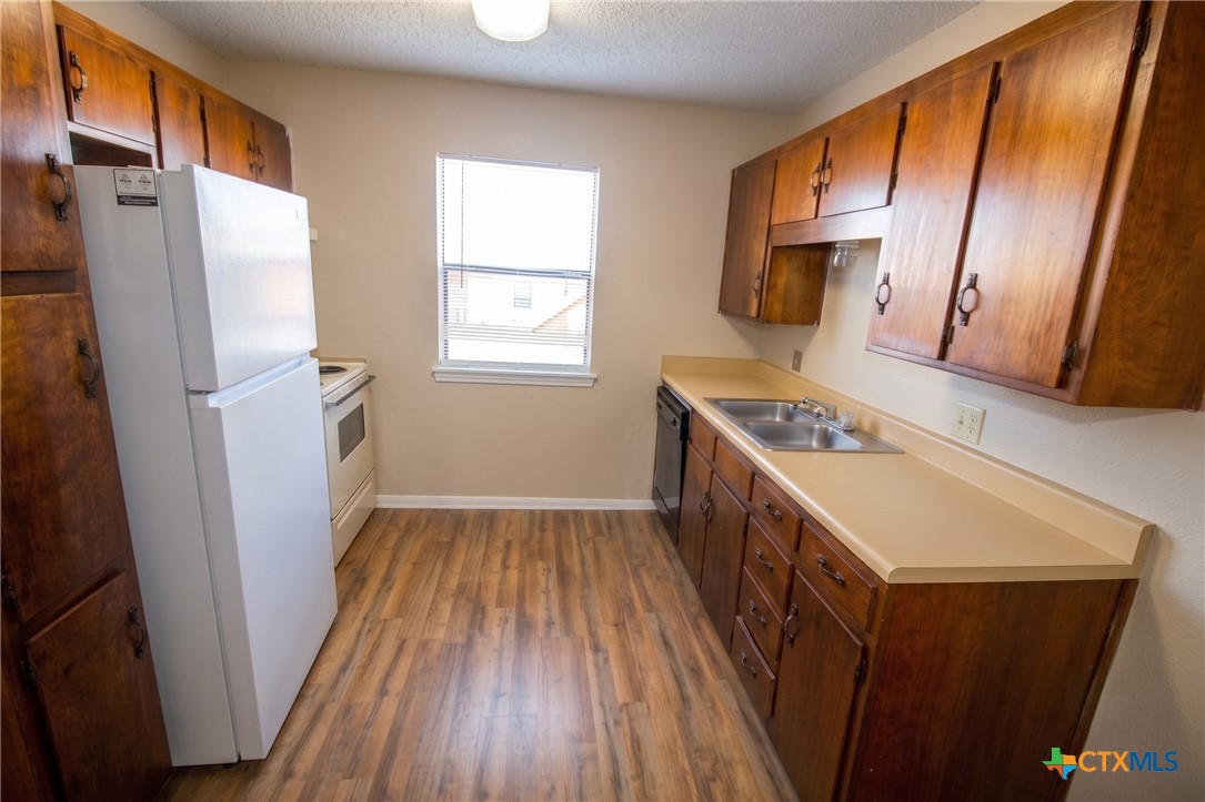 304 Erby Avenue A Property Photo 4