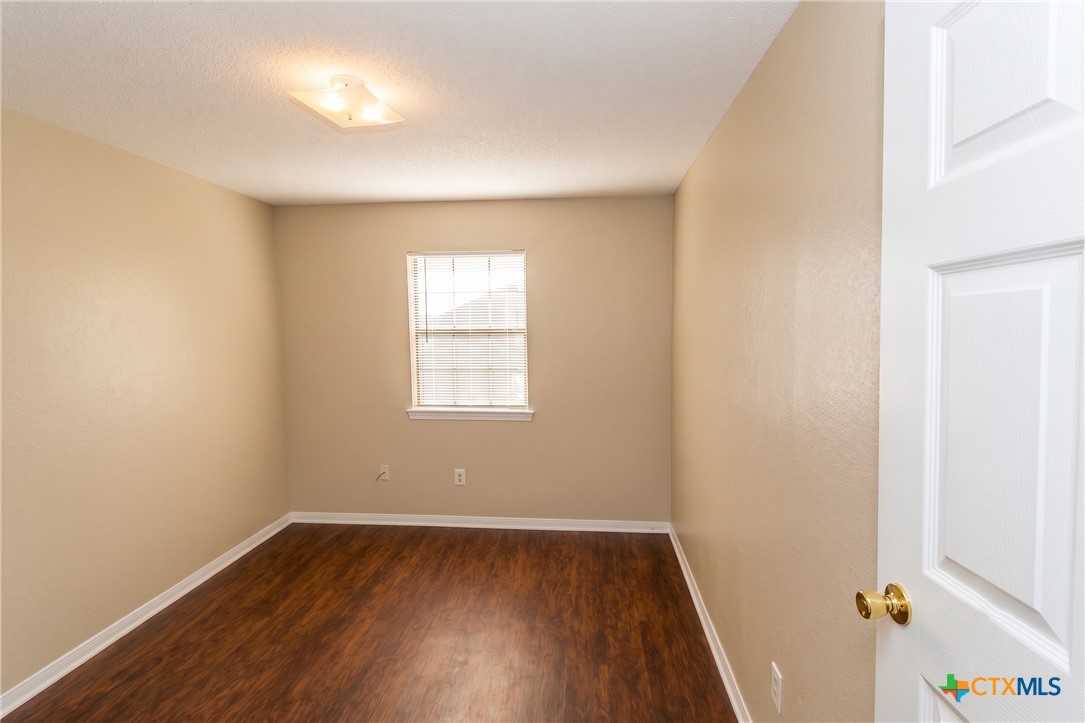 304 Erby Avenue A Property Photo 5
