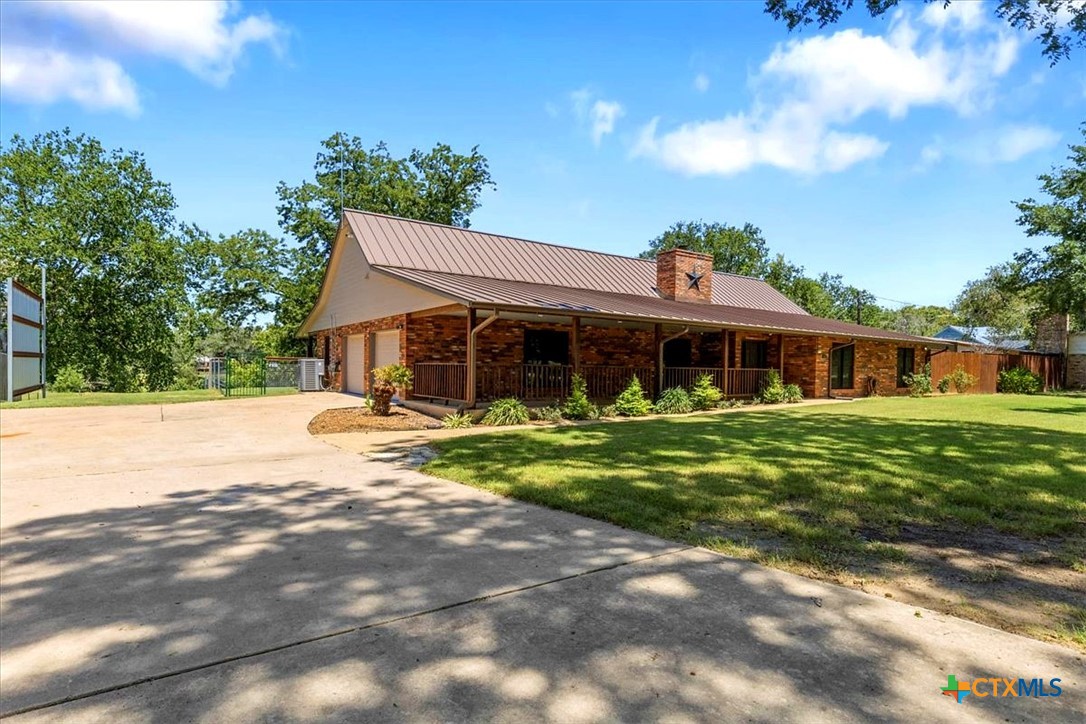 154 Shoreline Drive Property Photo 4