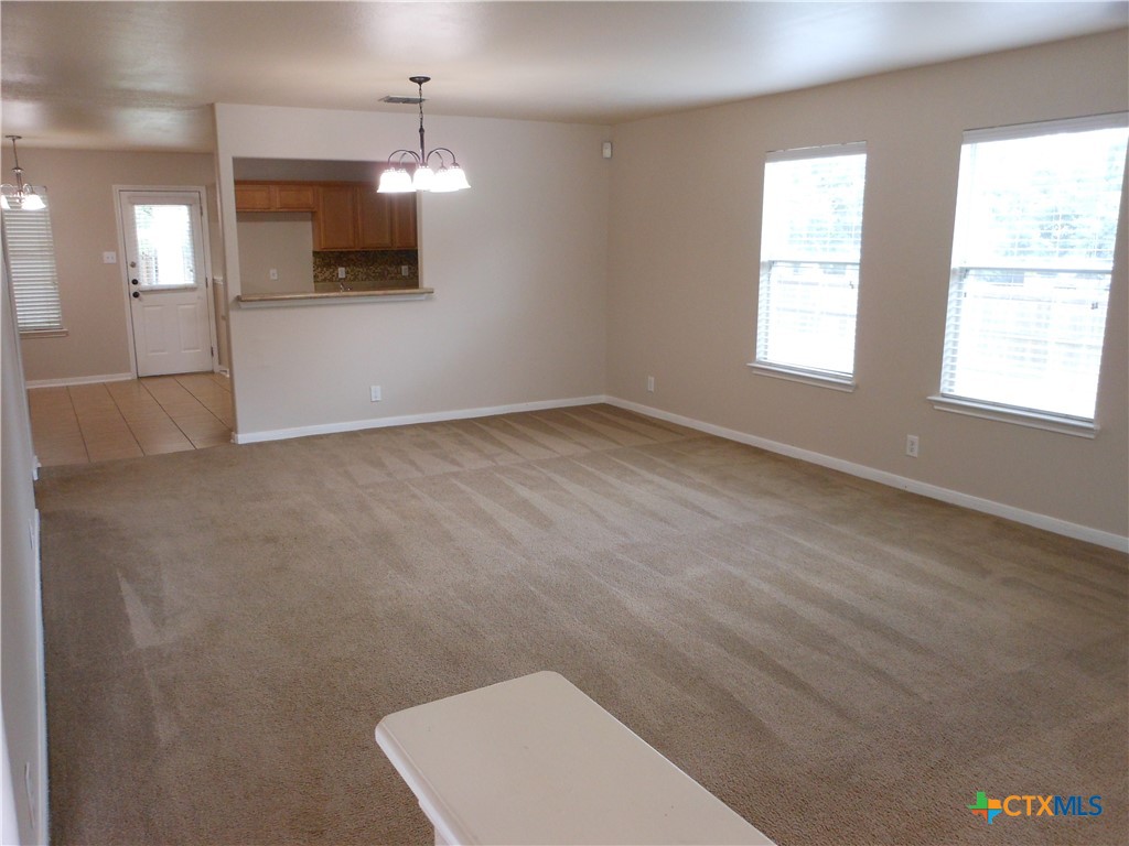 312 Sparrow Property Photo 4