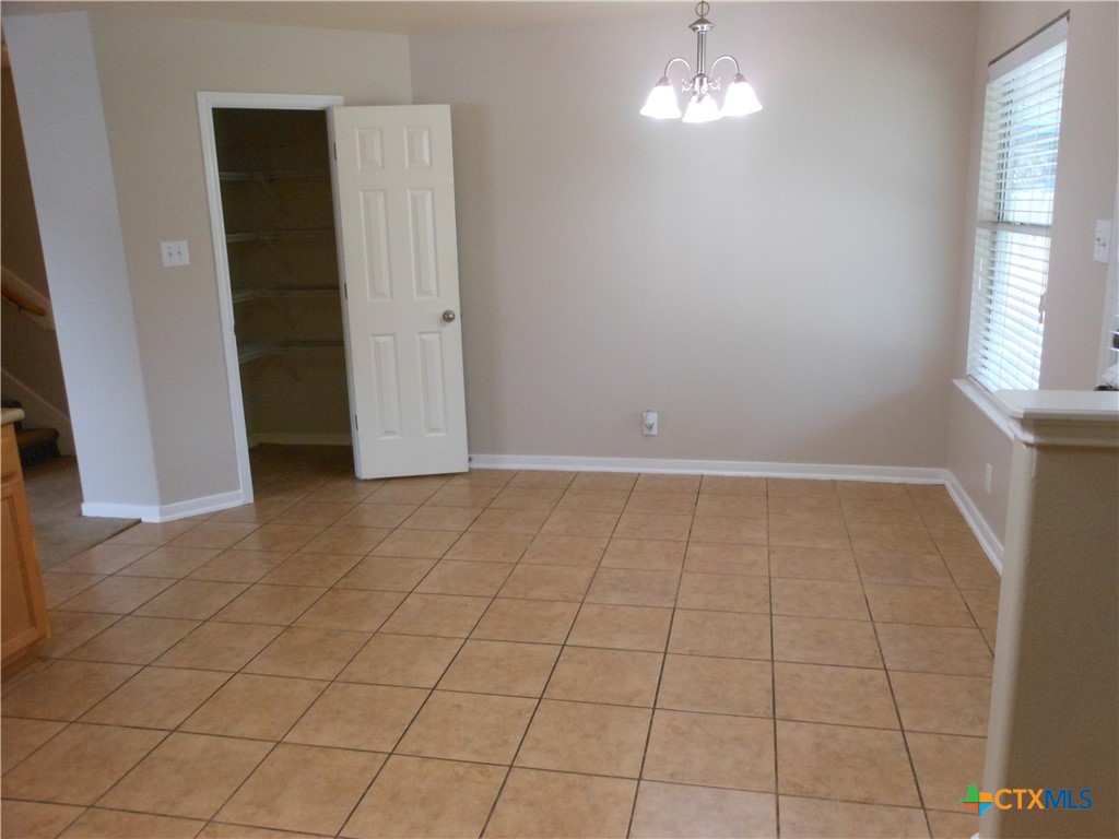 312 Sparrow Property Photo 6