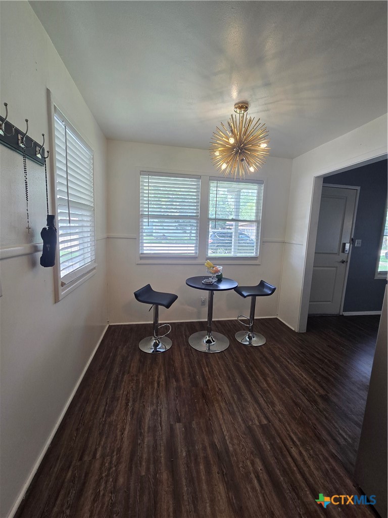 1501 E Rosebud Avenue Property Photo 8