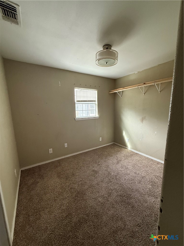 256 County Road 481 Property Photo 8