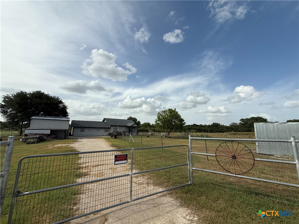 256 County Road 481 Property Photo 12
