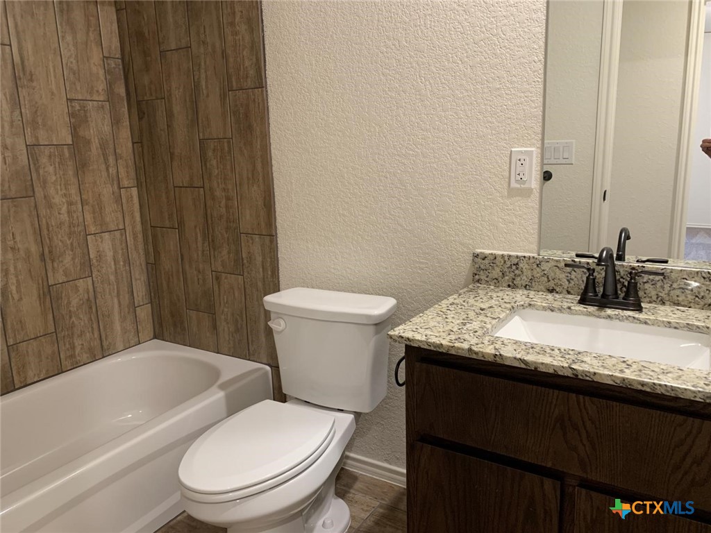 2412 Alterman Drive A Property Photo 10