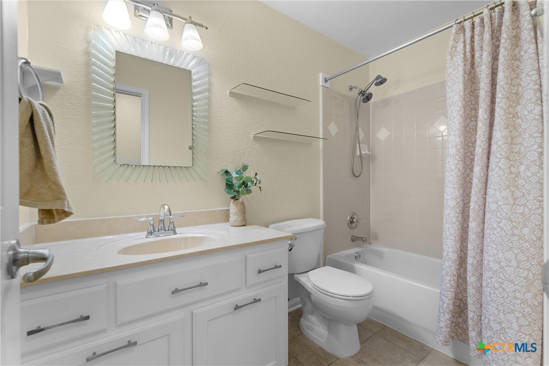 3709 S Llano Estacado Court Property Photo 15