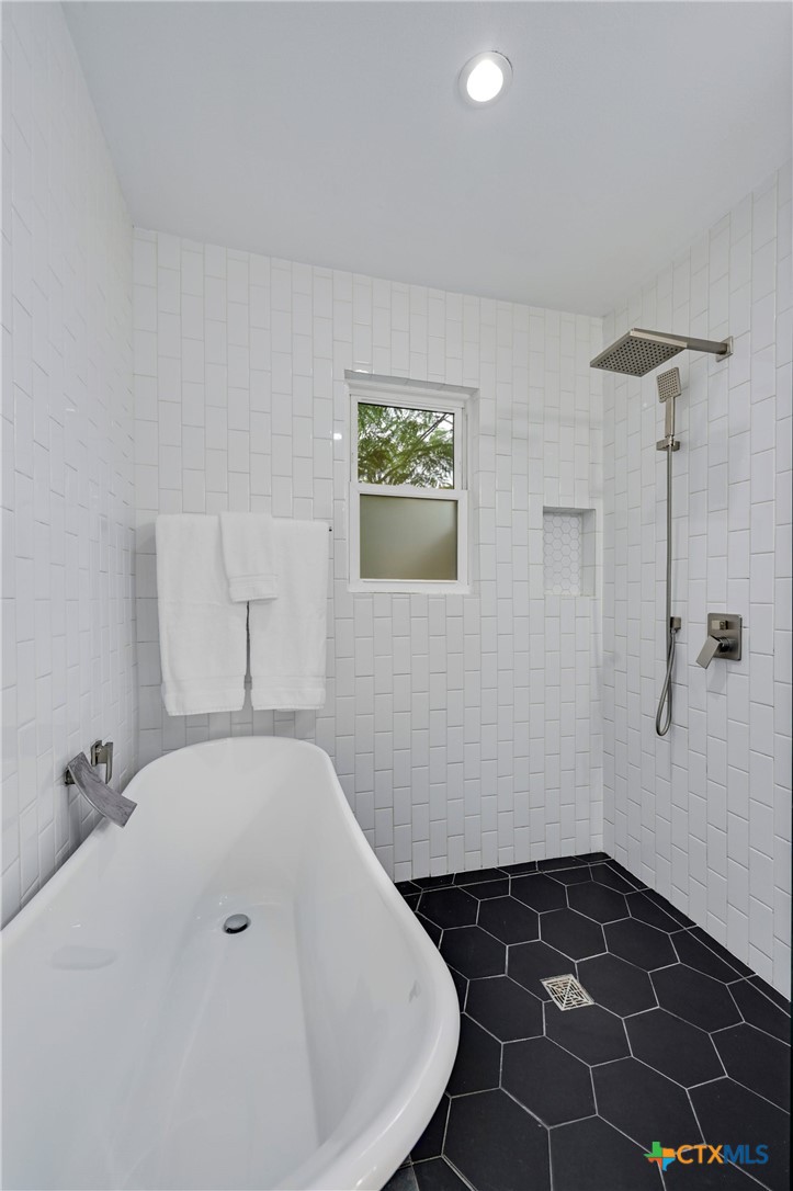 403 Krebs Lane Property Photo 18