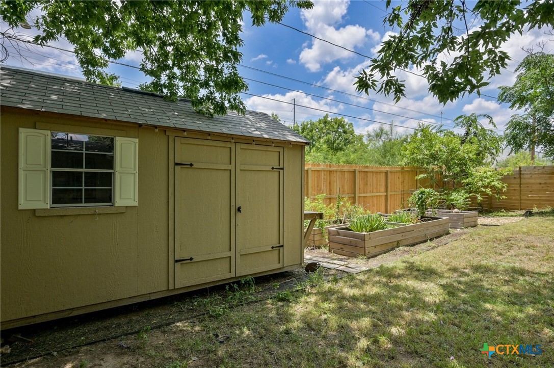 403 Krebs Lane Property Photo 25