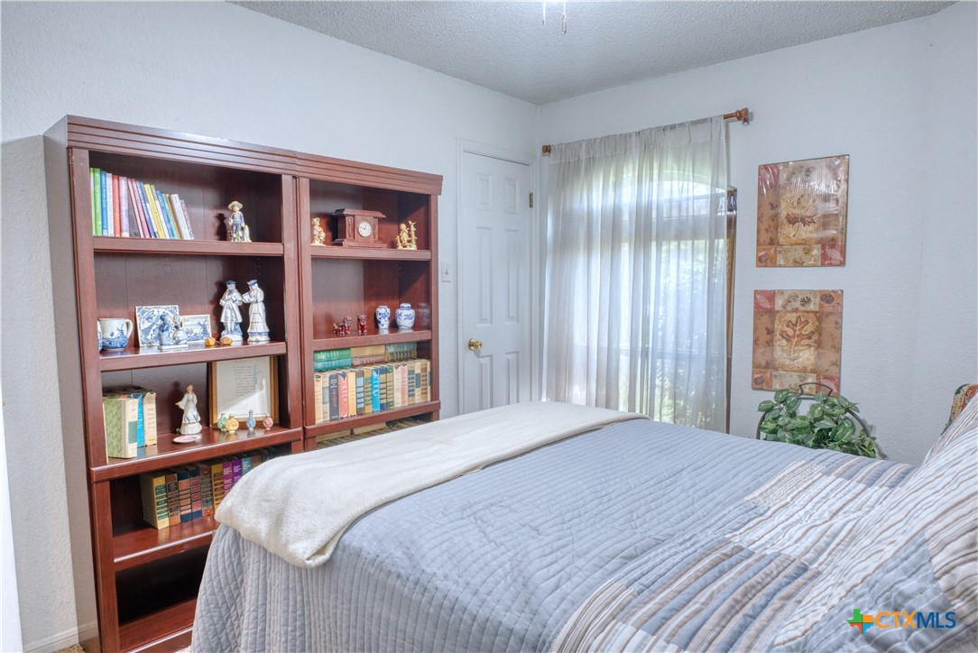 220 Atkinson Avenue Property Photo 13