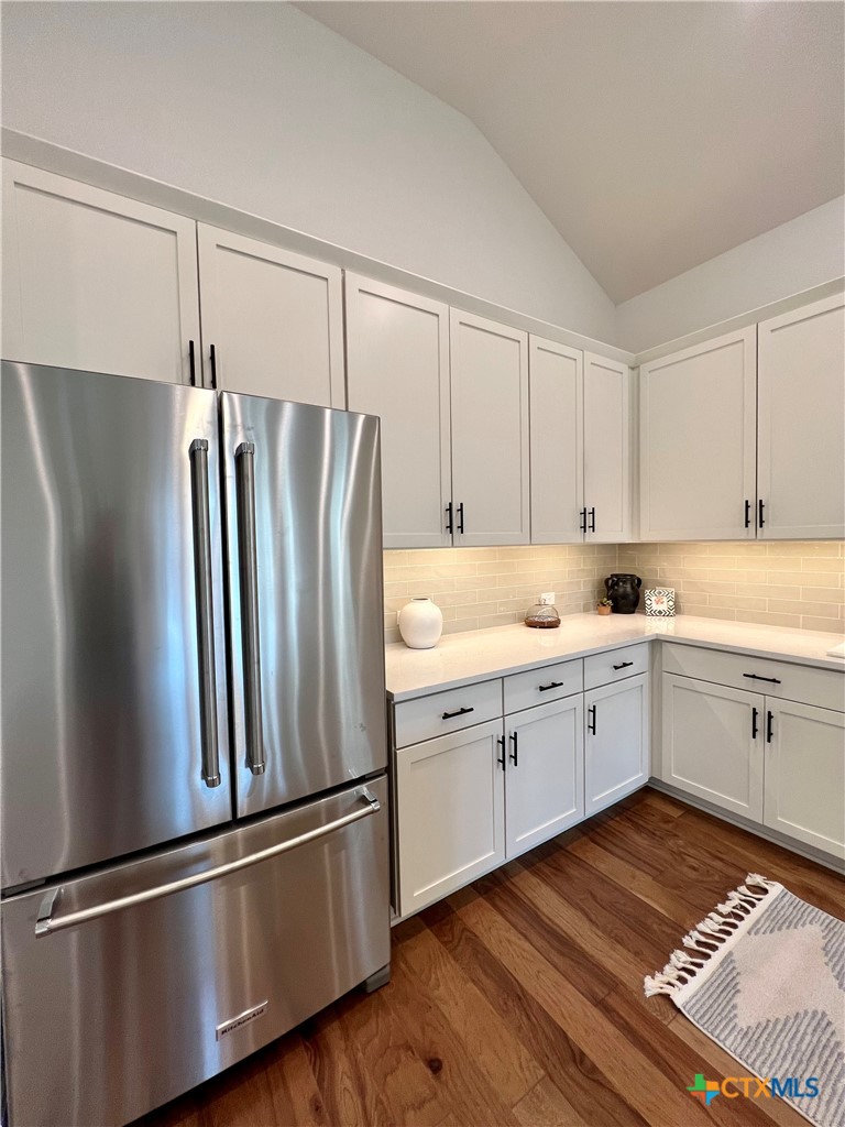 611 N Guenther Avenue Property Photo 14