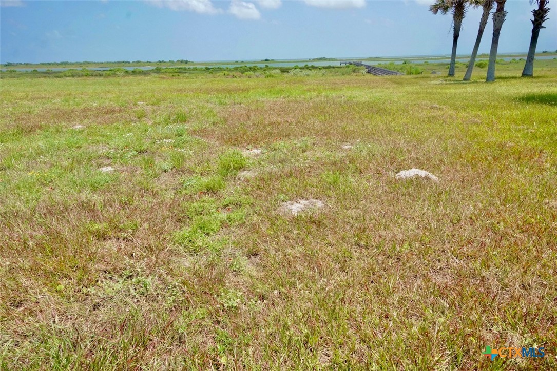 L 135 E Burgundy Bay Property Photo 2